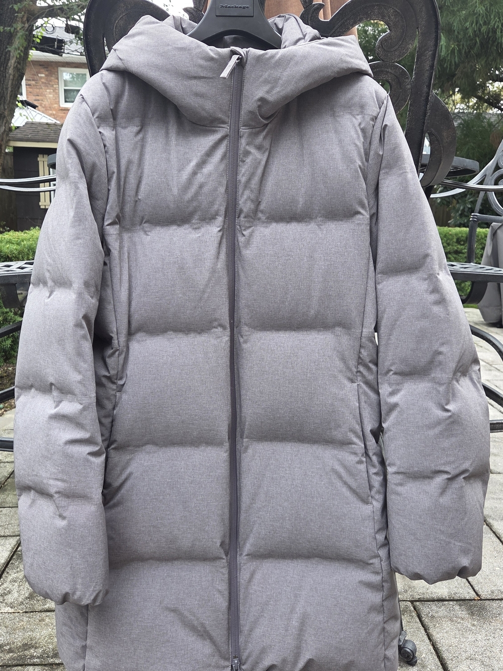 Uniqlo Women's Hooded Puffer Coat - Light Gray